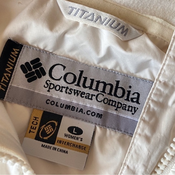 COLUMBIA TITANIUM Creamy-White Women’s Jacket size L - Picture 8 of 9
